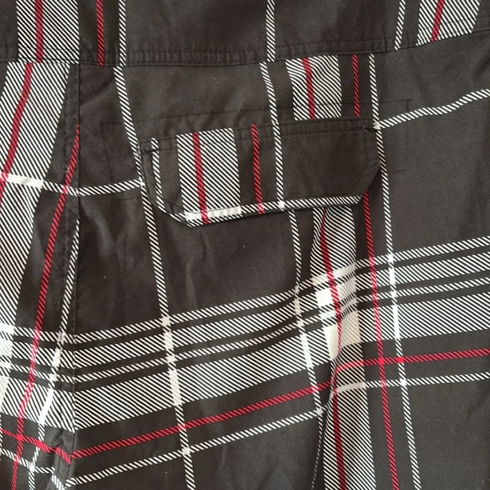 Blue Sol black/LT gray/Red swim trunks size 38 BNWT
